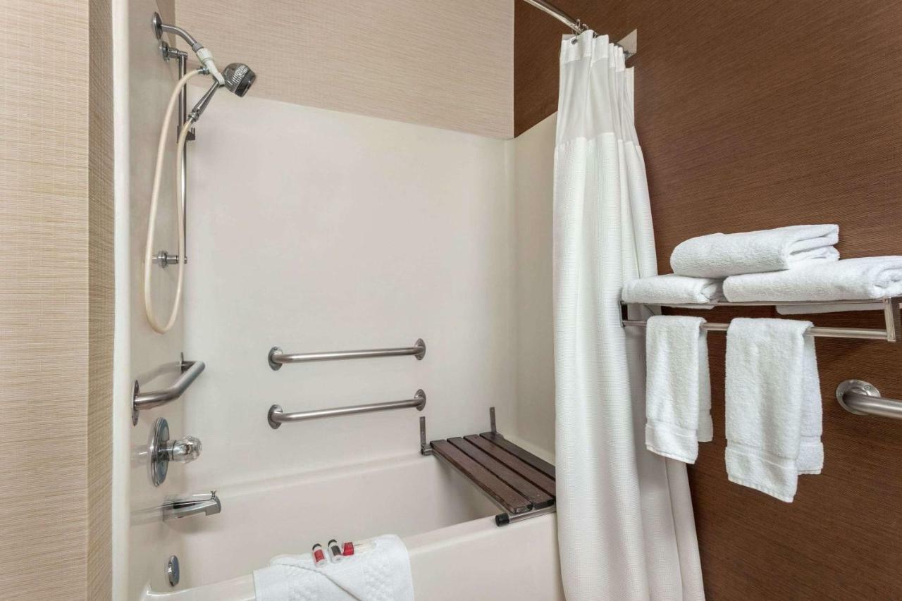Hotel Baymont By Wyndham Tulsa Zewnętrze zdjęcie
