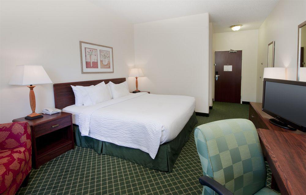 Hotel Baymont By Wyndham Tulsa Zewnętrze zdjęcie